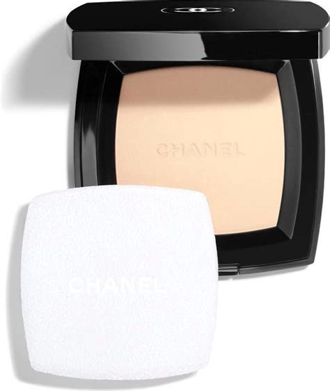 Chanel Poudre Universelle Compacte Natural Finish Pressed 